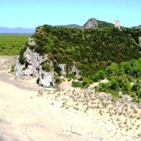 Montecristo Villa *